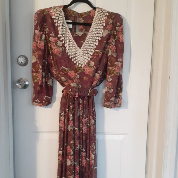 Dress by  Lisa II size 14 - Picture 1 of 3